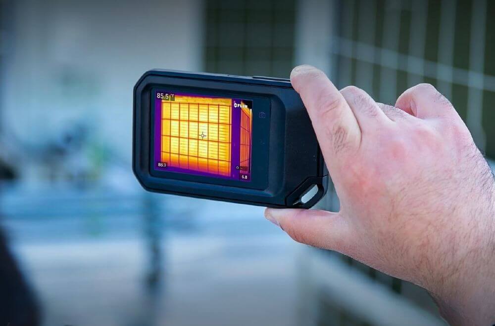 FLIR C5 vs FLIR ONE Pro