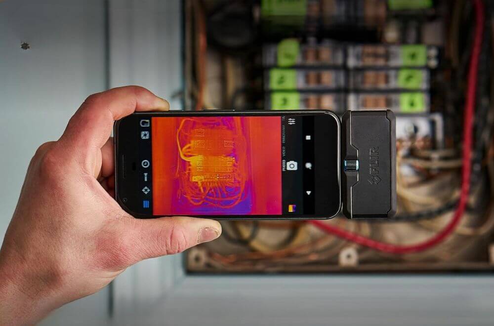 FLIR C5 vs FLIR ONE Pro